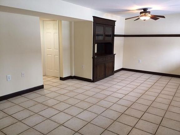 5th image of 1664 Ashland Ave APT 5