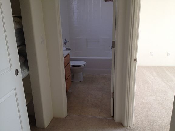 upstairs full bath