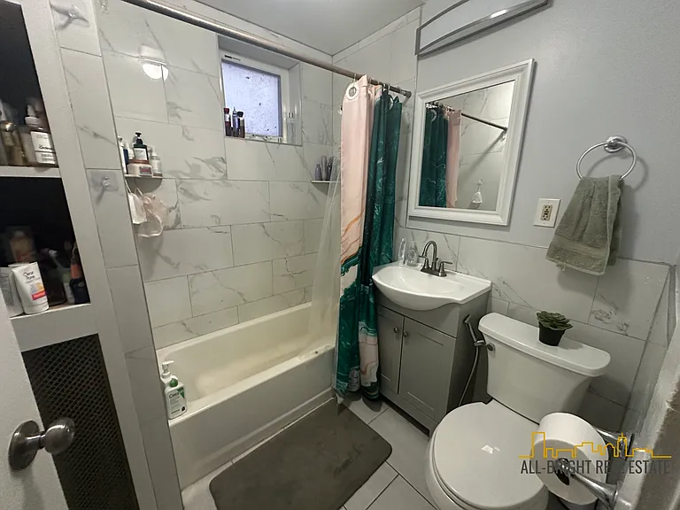 194 Kelton St #1 — Photo 10