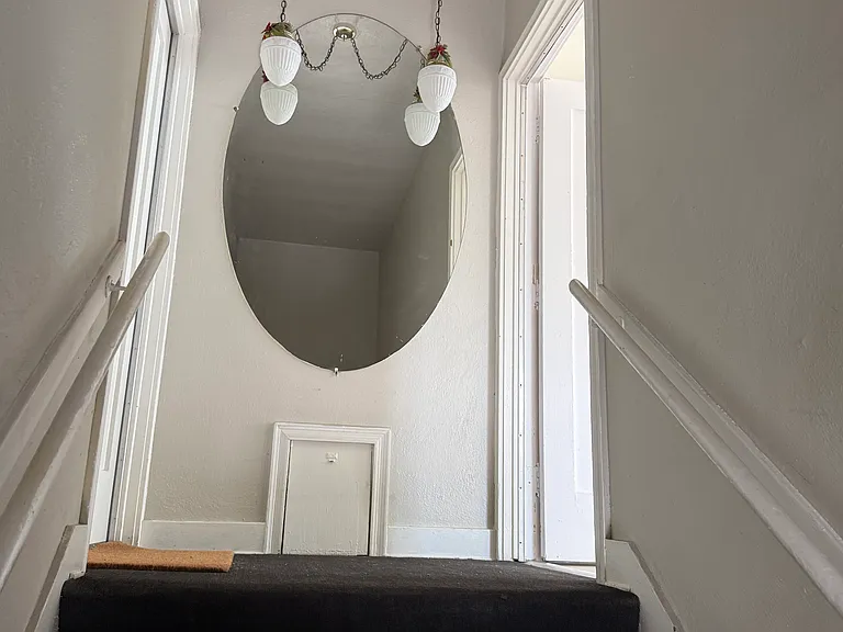 737 N Ridgewood Pl #741-1/2 — Photo 20