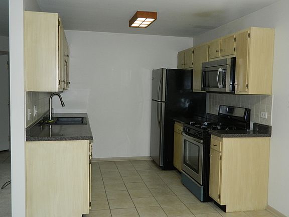 4th image of 632 N Deer Run Dr #632