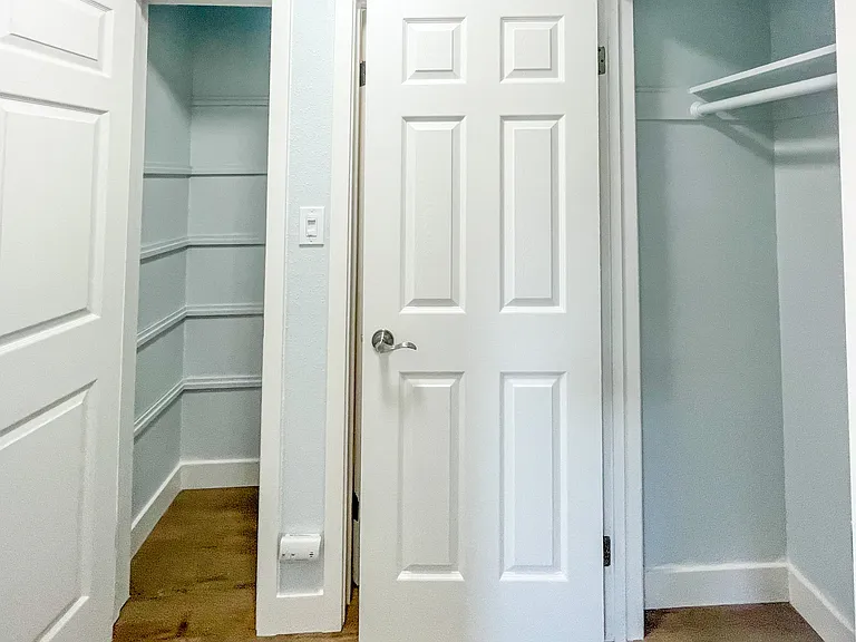 129 Redwood Ave — Photo 8