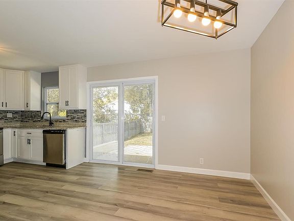 5th image of 3611 Heather Trails Dr