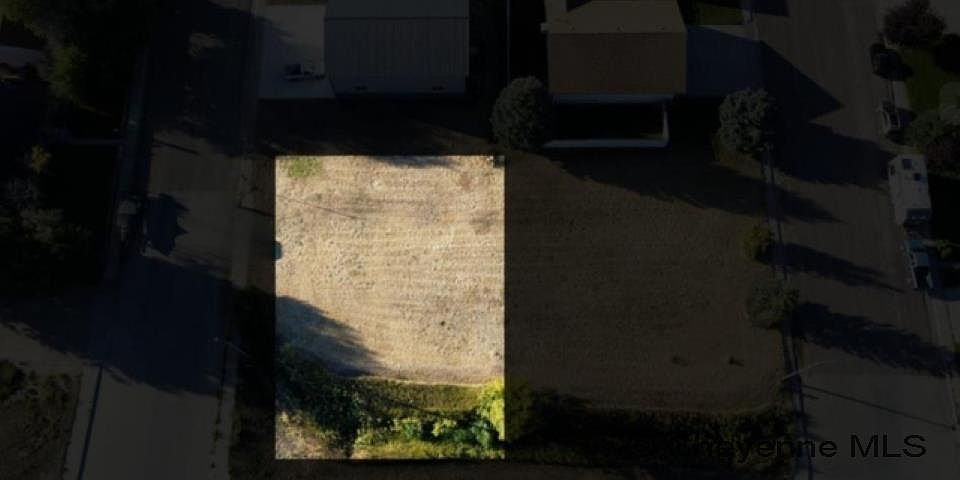 2nd image of 19th St