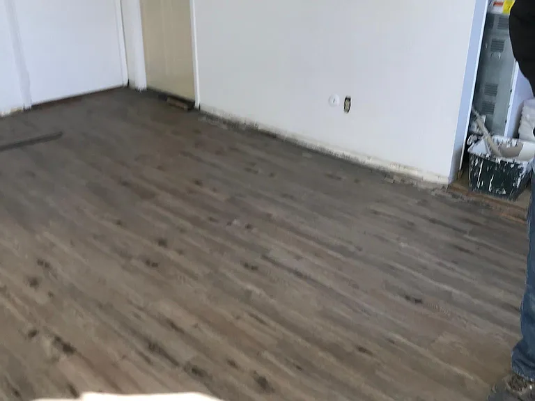 305 S Aiken Ave #1 — Photo 2