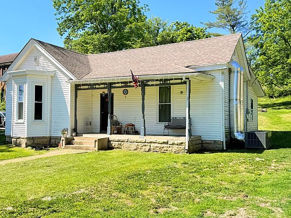 2nd image of 3092 Cane Ridge Rd