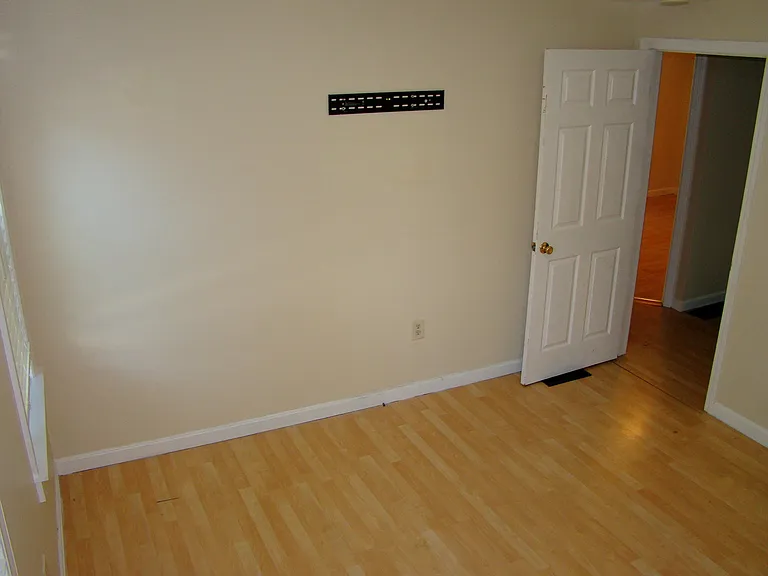 33 Norton St #1 — Photo 18
