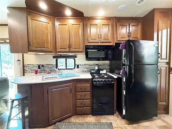 5th image of 6610 W Lakewood Drive