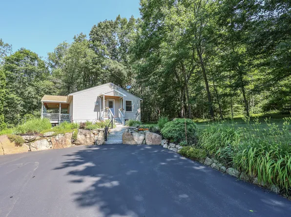 73 Pool Drive, Wells, ME 04090