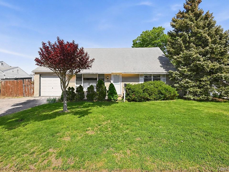 1st image of 440 Cole Place