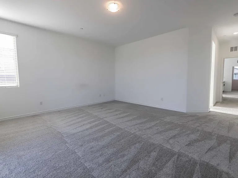 906 Sycamore Falls St — Photo 39
