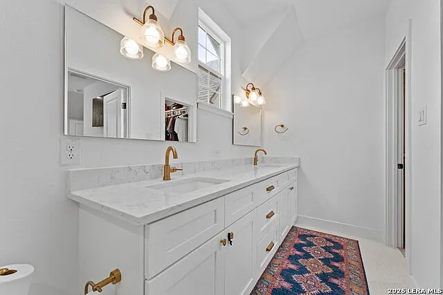 415 Alexander Ave — Photo 32