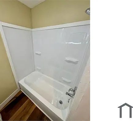 1514 W Champlost St #2R — Photo 11