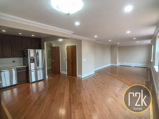 Rented by Realty 2000 Corp | media 77