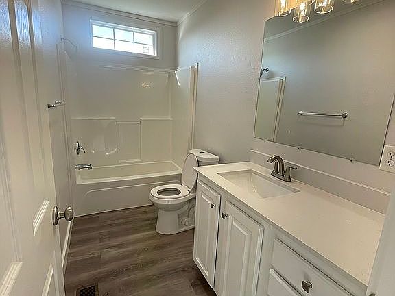 Guest bath and shower