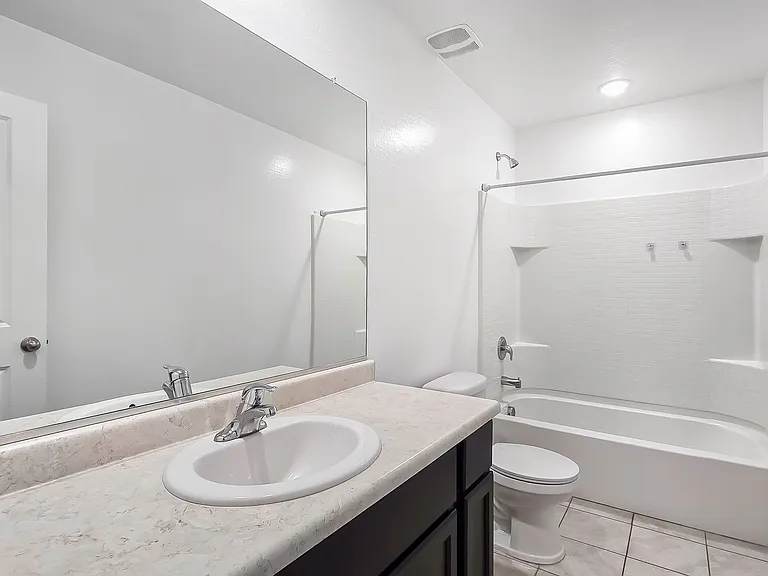 8562 S 253rd Ave — Photo 14