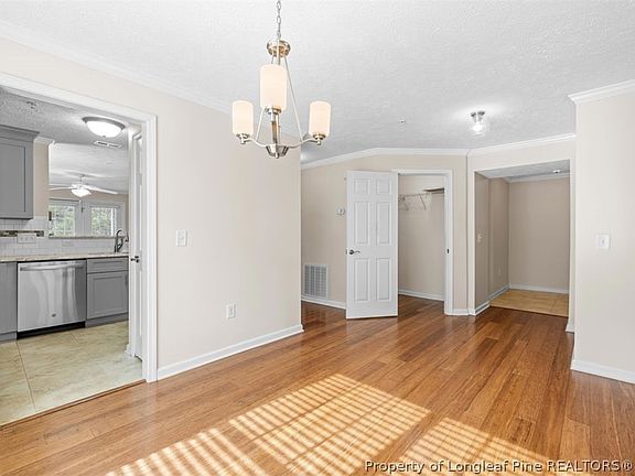 5th image of 3310 Harbour Pointe Pl Unit 5