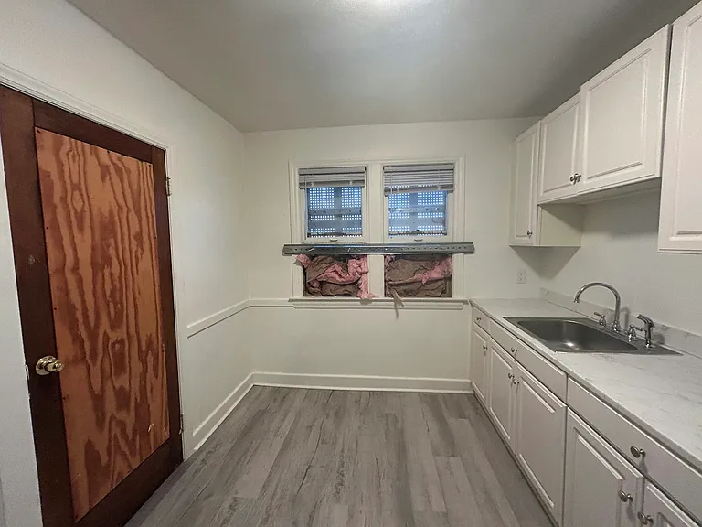 4401 Buckingham Ave #2 — Photo 8