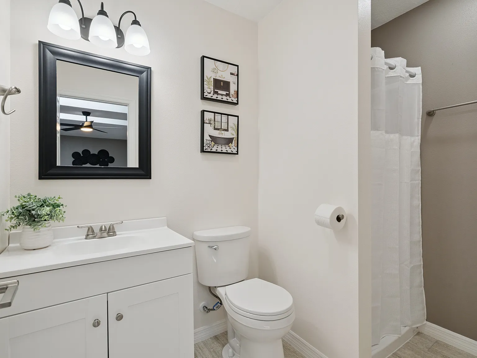 5 bed, 1790 sqft, $1,300 — Photo 3
