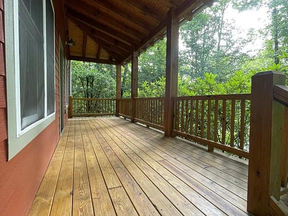 2nd image of 745 Poplar Ln