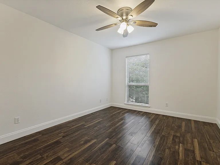 5911 E University Blvd #206 — Photo 21