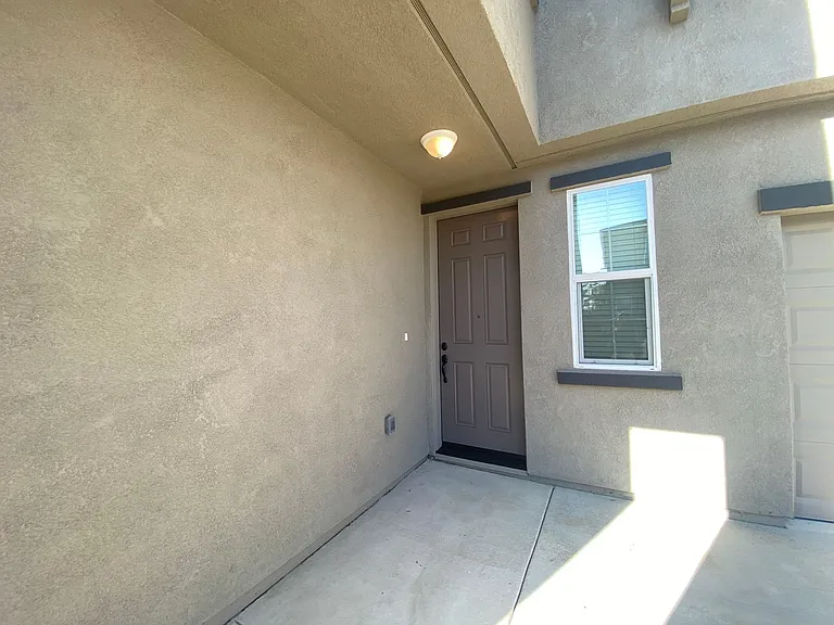 6782 Jujube Ln — Photo 3