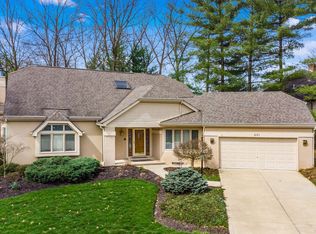 291 Glen Village Ct, Powell, OH