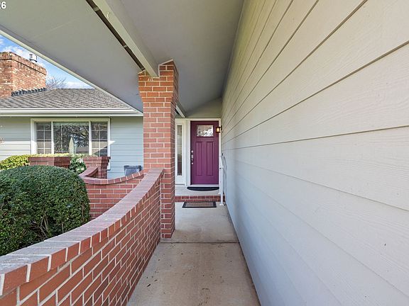 5th image of 7085 SW Molalla Bend Rd