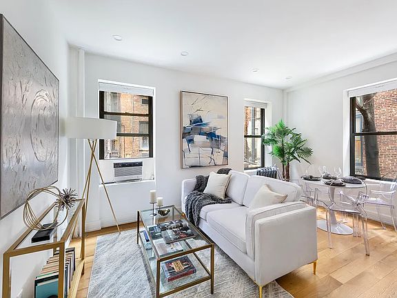 3rd image of 203 W 81st St APT 2E