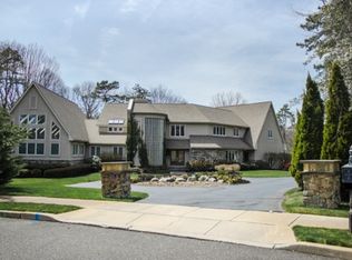 20 Overlook Ct, Berlin, NJ 08009