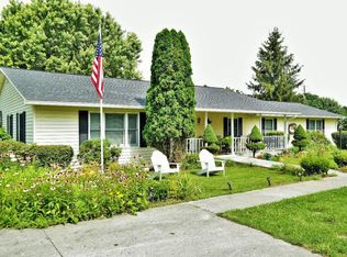 145 Houfnaggle Rd, Lewisburg, WV 24901