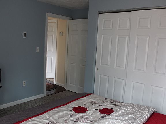 2nd image of 6 Crestwood Dr