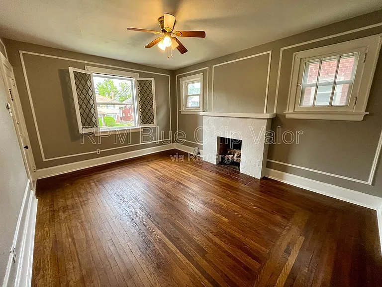 2119 Cathedral Ave #1 — Photo 1