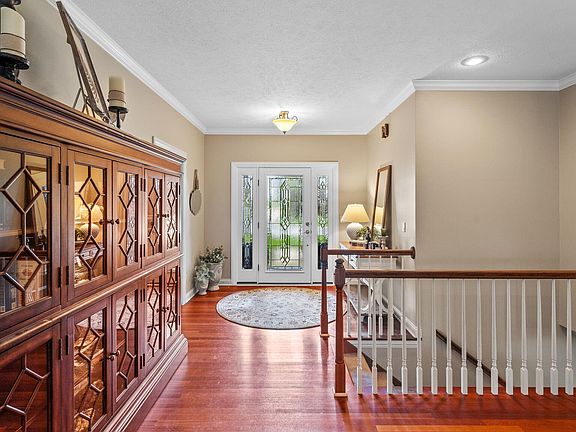3rd image of 1389 Crooked Creek Trl