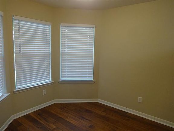 4th image of 9739 Orchid Breeze Ln