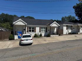 2205 Kennedy St, Columbia, SC