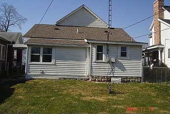 3rd image of 742 Clinton Ave