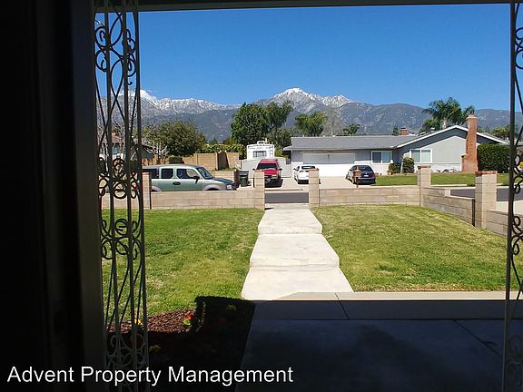 2nd image of 9843 Mignonette St