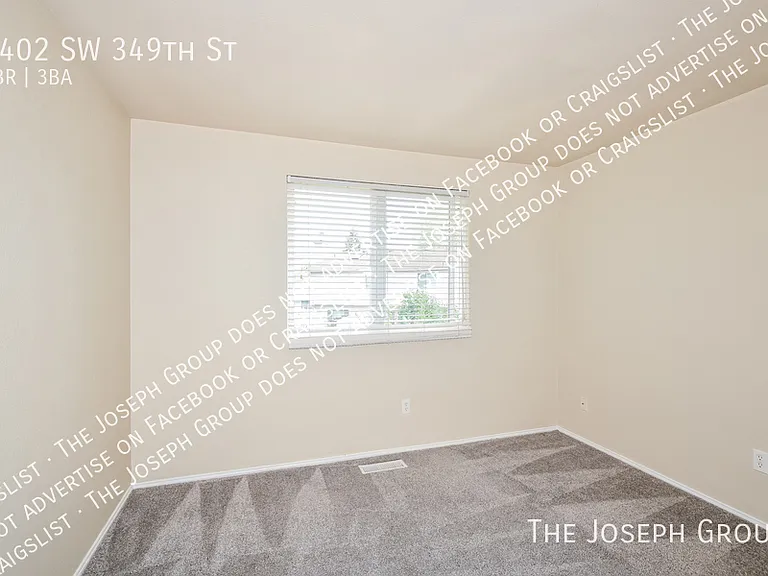 1402 SW 349th St — Photo 11