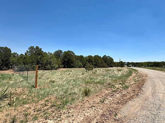 4th image of 40 Vista Del Sol