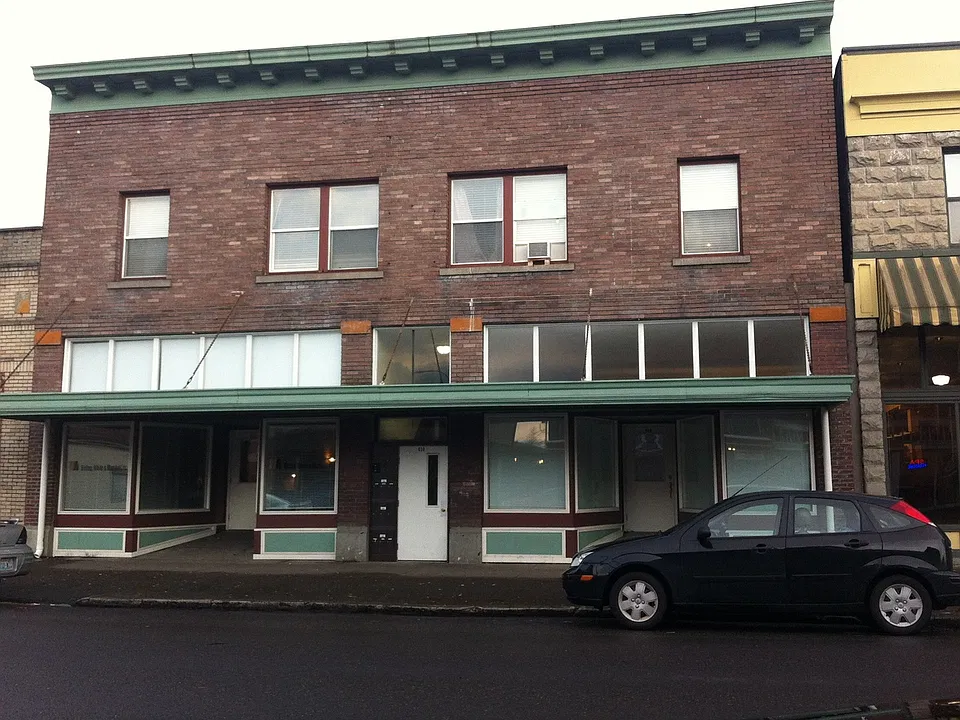 410 N Tower Ave