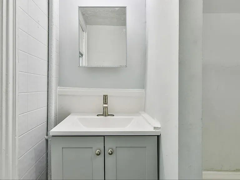 727 Front St #2 — Photo 24