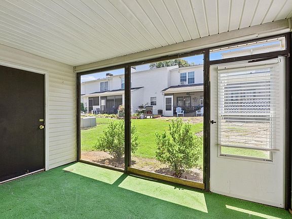 2nd image of 4 Birchview St