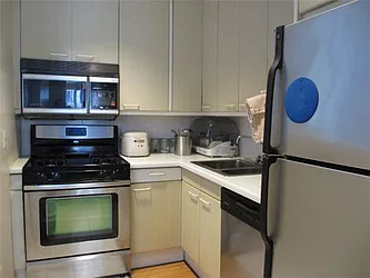 Rented by Starts New York Realty LLC