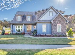 10674 Barrow Ln, Apison, TN 37302