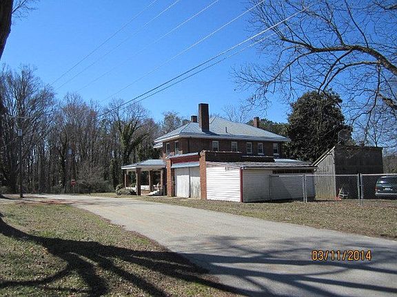 2nd image of 210 Seaboard Ave