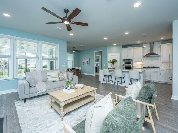 322 Autumn Azalea Way, Summerville, SC 29486