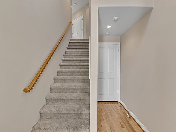 4th image of 6505 188th Pl NE Unit 105