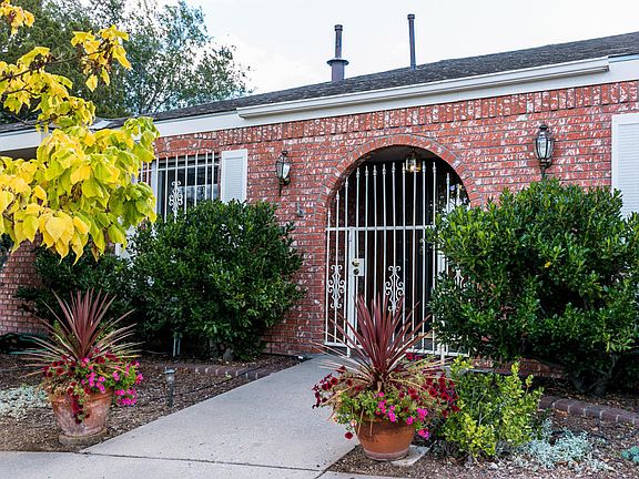 4th image of 1616 La Cabra Dr SE