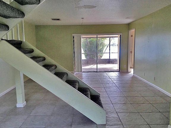 2nd image of 5246 Jog Ln